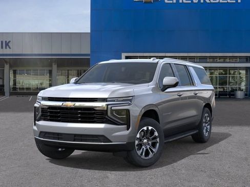 New 2026 Chevrolet Suburban LS RWD image 6