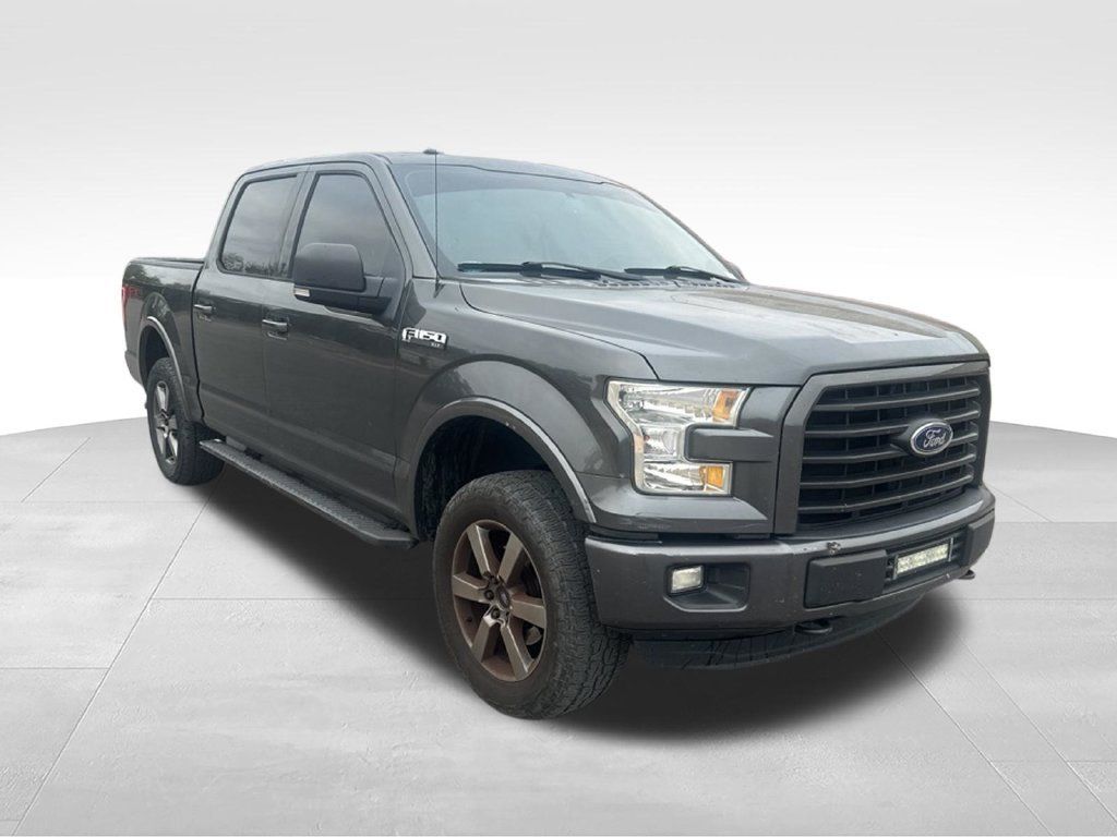Used 2015 Ford F150 XLT w/ Equipment Group 302A Luxury AWD/4WD image 5