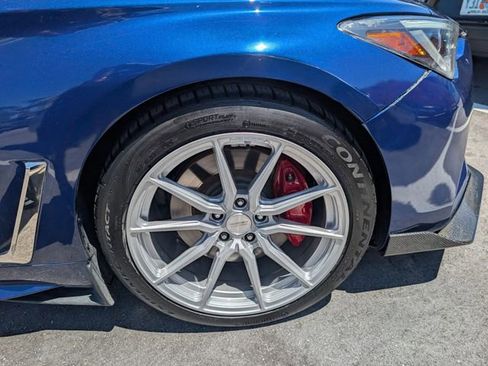 Used 2019 INFINITI Q60 Red Sport 400 AWD/4WD image 18