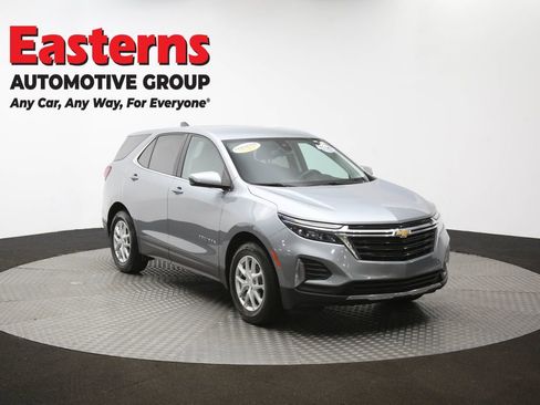 Used 2024 Chevrolet Equinox LT image 49