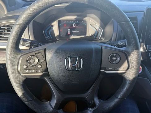 Used 2018 Honda Odyssey EX image 13