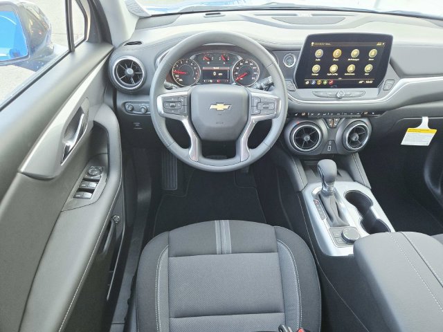 New 2026 Chevrolet Blazer LT w/ Convenience Package FWD image 10