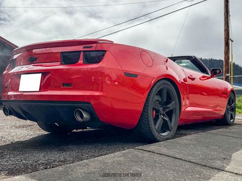 Used 2012 Chevrolet Camaro SS w/ RS Package RWD image 8