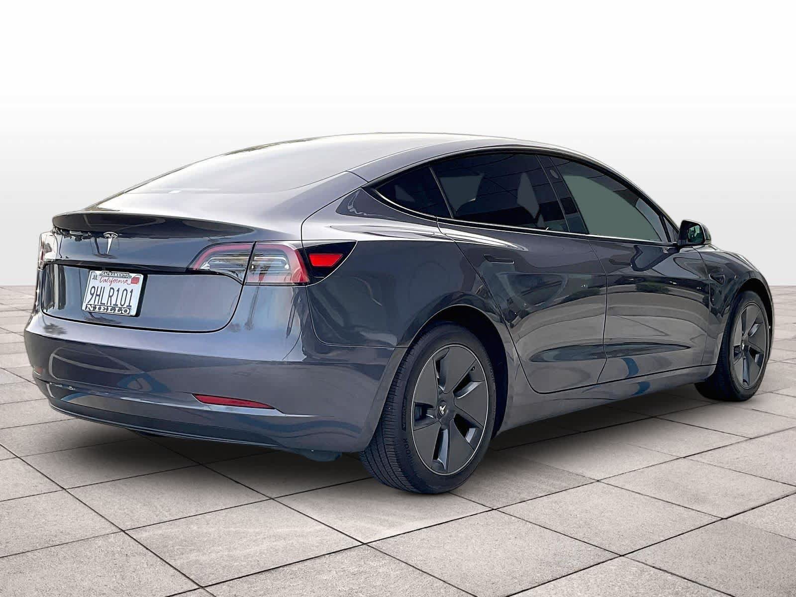 Used 2023 Tesla Model 3 Standard Range RWD image 15