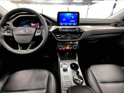 Used 2022 Ford Escape SEL image 14