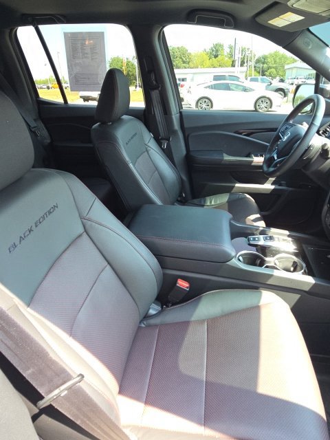 Used 2024 Honda Ridgeline Black Edition image 31