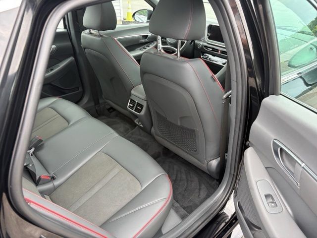 Used 2023 Hyundai Sonata SEL Plus w/ Preferred Accessory Package FWD image 37