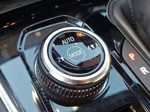 Used 2023 GMC Canyon Elevation w/ Elevation Premium Package image 35