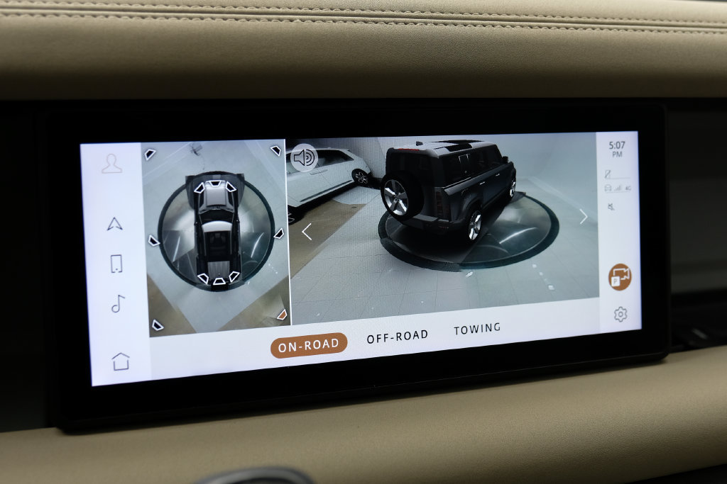Used 2020 Land Rover Defender 110 SE AWD/4WD image 26