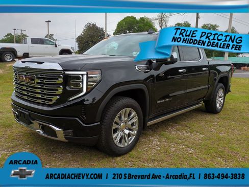 Used 2024 GMC Sierra 1500 Denali w/ Denali Reserve Package AWD/4WD image 8