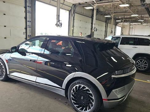 Used 2024 Hyundai Ioniq 5 Limited AWD/4WD image 5