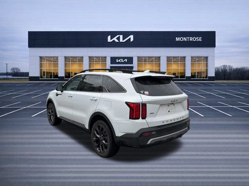 Used 2022 Kia Sorento SX Prestige w/ Rust Color Package image 4