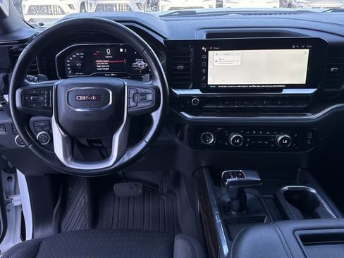Used 2022 GMC Sierra 1500 Elevation AWD/4WD image 7