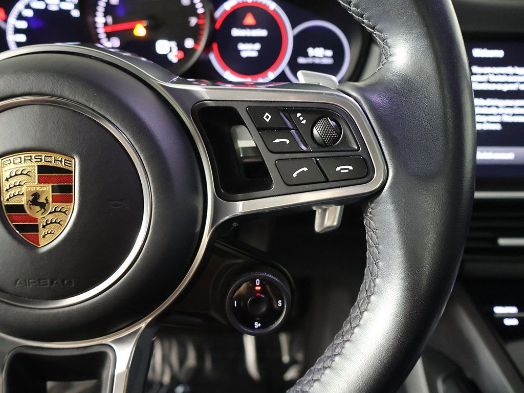 Used 2023 Porsche Cayenne Coupe w/ Towing Package w/o Tow Ball AWD/4WD image 42