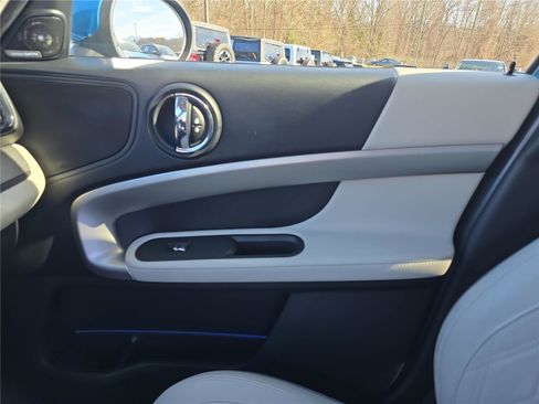 Used 2021 MINI Cooper Countryman SE w/ Premium Package image 24