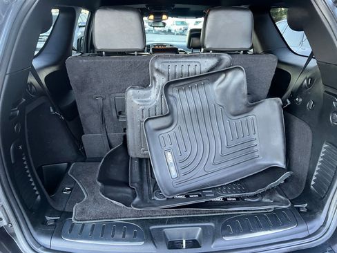 Used 2018 Dodge Durango R/T image 16