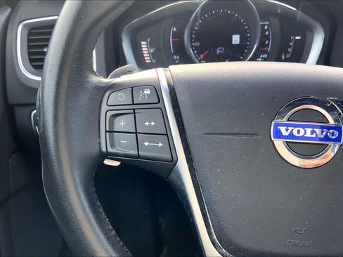 Used 2016 Volvo S60 T5 Premier w/ Convenience Package image 16