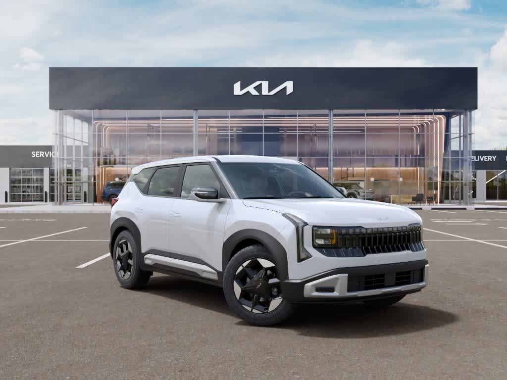 New 2027 Kia Seltos S FWD image 8