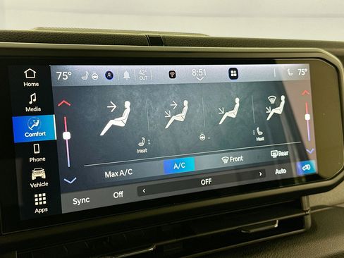 Used 2024 Jeep Wrangler Willys image 15