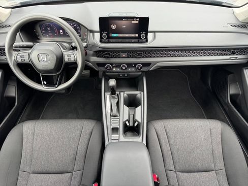 Used 2025 Honda Accord LX image 12