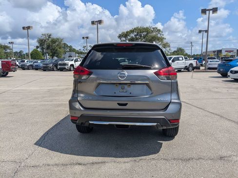 Used 2019 Nissan Rogue SV AWD/4WD image 5