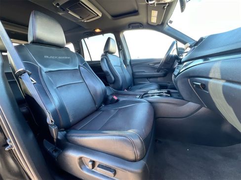 Used 2020 Honda Pilot Black Edition image 22