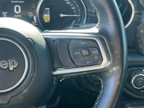 Used 2023 Jeep Wrangler Sahara w/ Cold Weather Group image 20