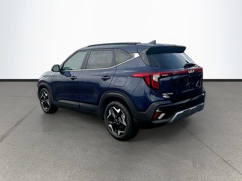 Used 2024 Kia Seltos EX FWD image 5