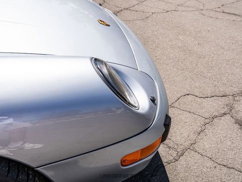 Used 1995 Porsche 911 Carrera 4 image 43