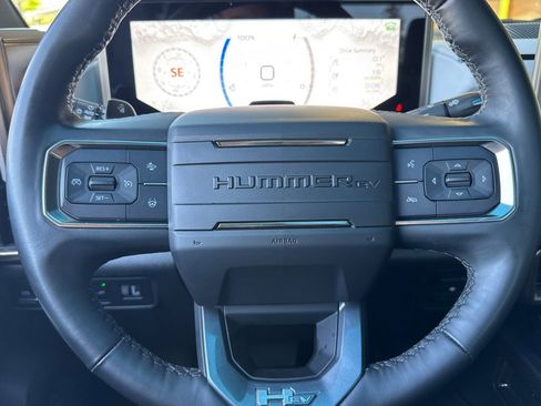 Used 2025 GMC Hummer EV 3X w/ LPO, Dark Essentials Package image 32