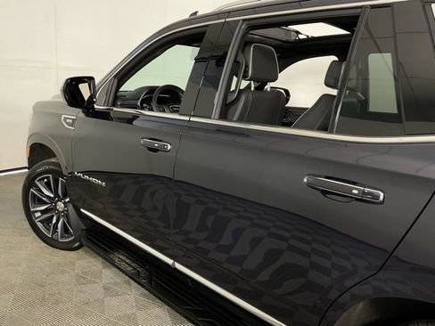 Used 2023 GMC Yukon SLT image 40