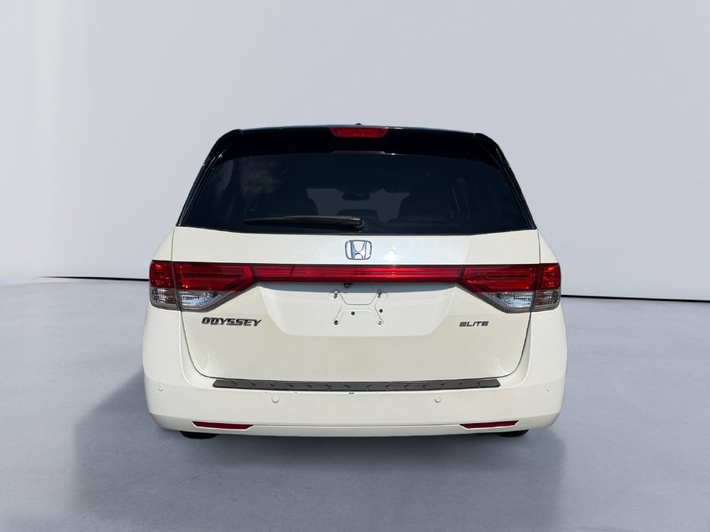 Used 2016 Honda Odyssey Touring Elite image 4