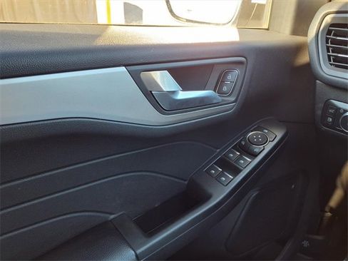 Certified 2021 Ford Escape SEL image 21