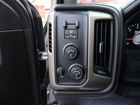 Used 2018 GMC Sierra 1500 Denali image 39