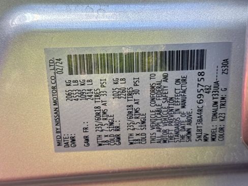 Used 2024 Nissan Rogue SV FWD image 18