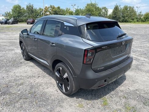 New 2025 Nissan Kicks SR w/ SR Premium Package image 9