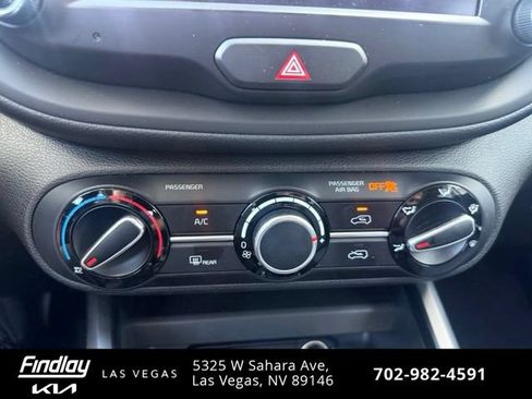Certified 2023 Kia Soul LX FWD image 17