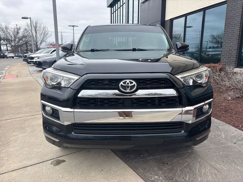 Used 2017 Toyota 4Runner Limited image 8