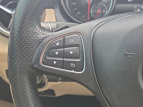 Used 2018 Mercedes-Benz CLA 250 4MATIC image 23