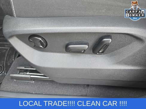 Used 2025 Volkswagen Atlas Cross Sport SE AWD/4WD image 28