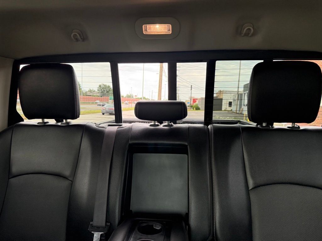 Used 2015 RAM 1500 Laramie w/ Convenience Group AWD/4WD image 39