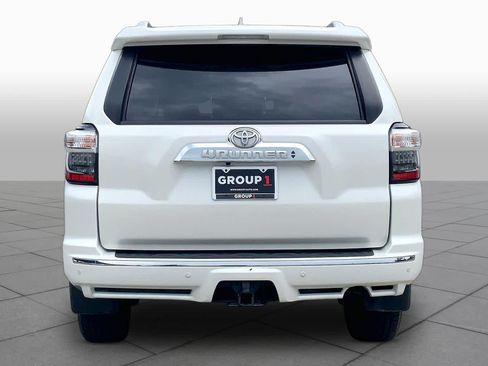 Used 2018 Toyota 4Runner Limited AWD/4WD image 5