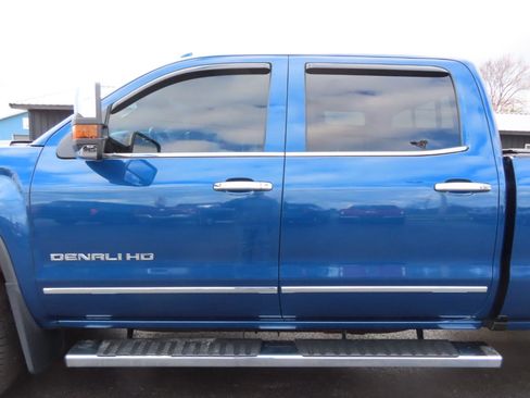 Used 2016 GMC Sierra 2500 Denali w/ Duramax Plus Package image 15