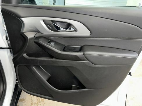 Certified 2023 Chevrolet Traverse LT w/ LPO, Floor Liner Package image 34