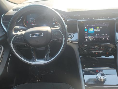 Used 2021 Jeep Grand Cherokee L Laredo AWD/4WD image 18