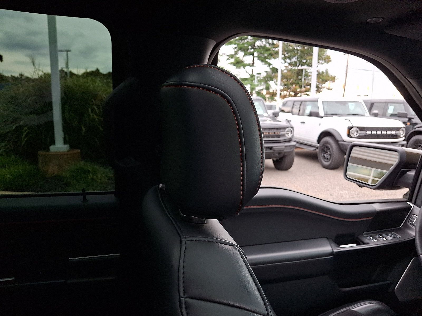Used 2024 Ford F150 Raptor AWD/4WD image 12