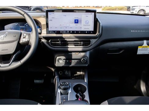 Used 2025 Ford Bronco Sport Big Bend w/ Convenience Package image 14