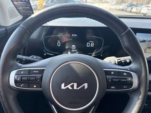 Used 2023 Kia Sportage EX image 27