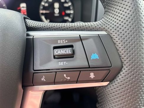 Used 2026 Nissan Rogue Platinum AWD/4WD image 26