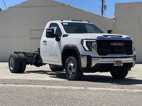 New 2026 GMC Sierra 3500 Pro w/ Convenience Package RWD image 1